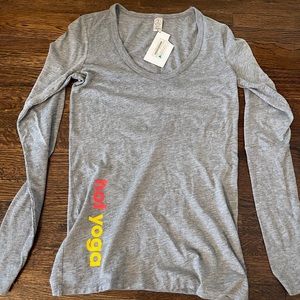Alternative grey long sleeve top
